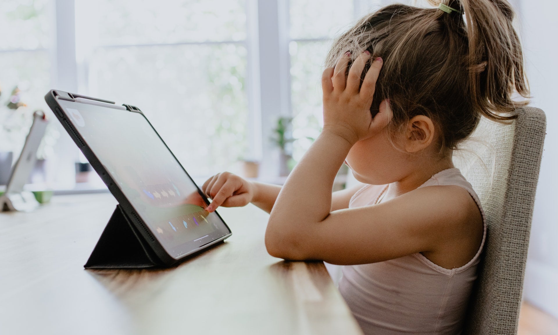 How To Juggle Working from Home and Remote Schooling