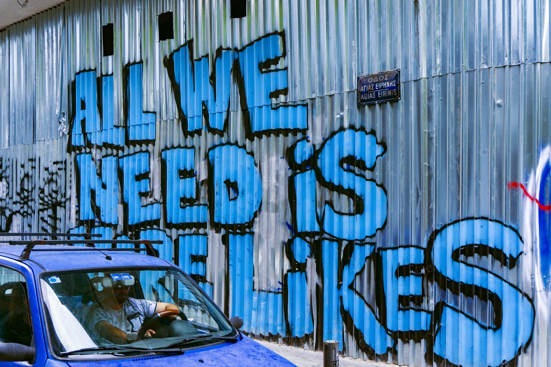 4 Tactics for Taming the Social Media Time Suck